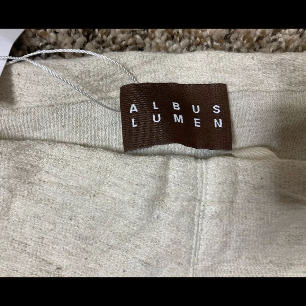 Albus Lumen Linen Shorts women - Picture 3 of 5